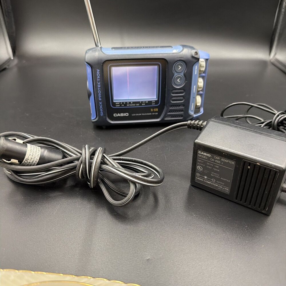 Casio SY-30B LCD Color TV Ti-STN, Portable, Shock-Resistant - UHF VHF. POWERS ON